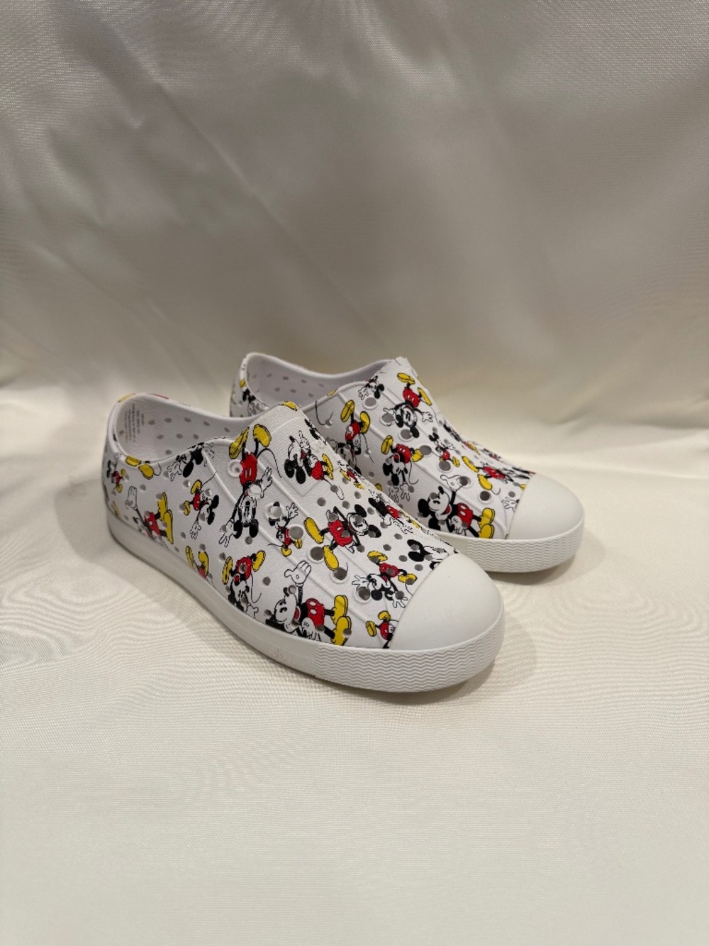 Disney Native Shoes for kids  - Boys c11 - Mickey Mouse